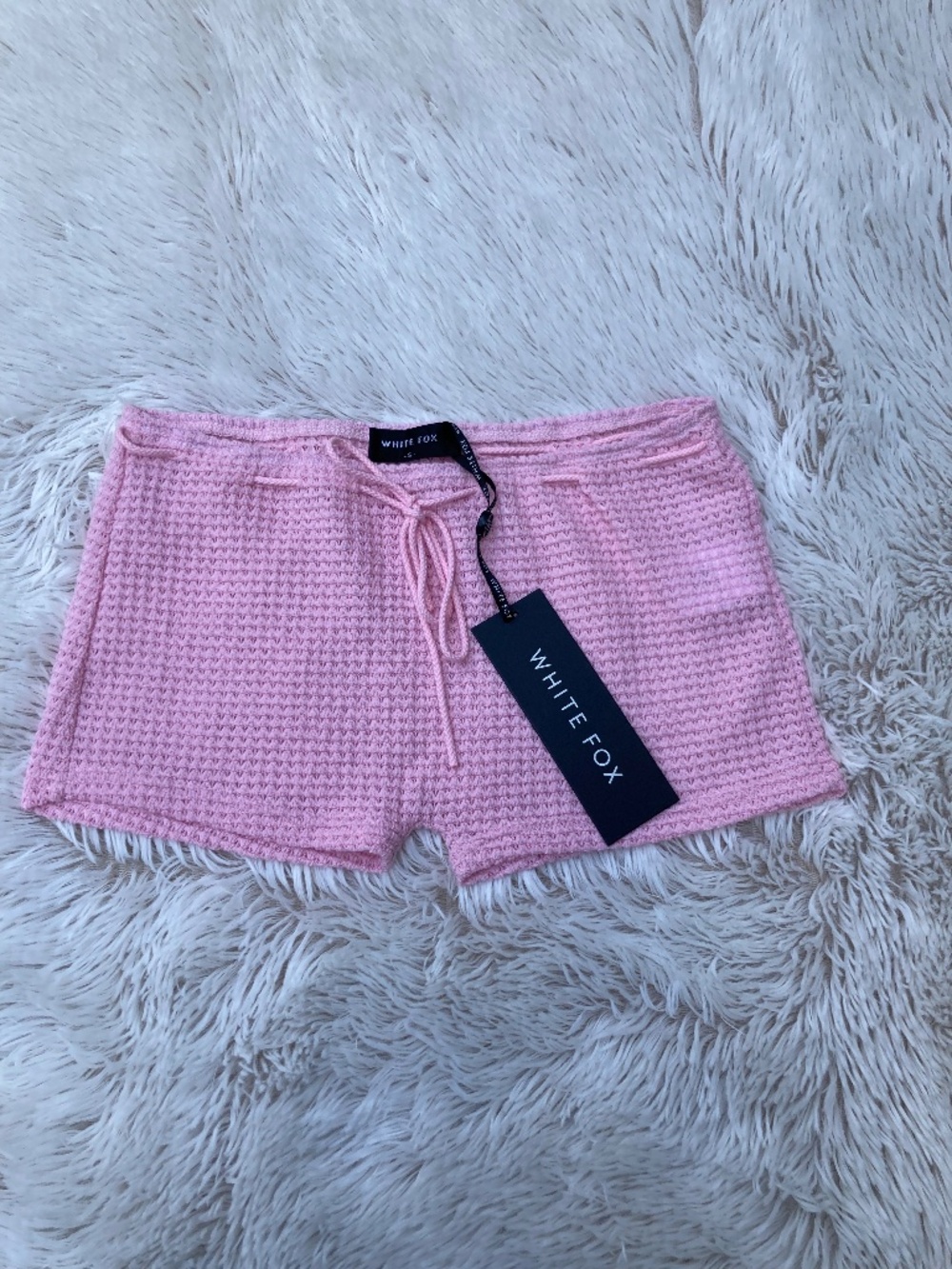 White Fox Women’s Cool it Crochet Shorts Size Small